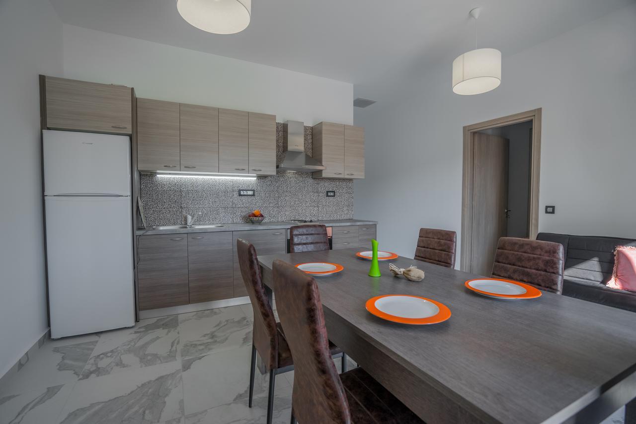 Katsaros Luxury Apts 5Min Walk To Beach Διαμέρισμα Τσιλιβί Εξωτερικό φωτογραφία
