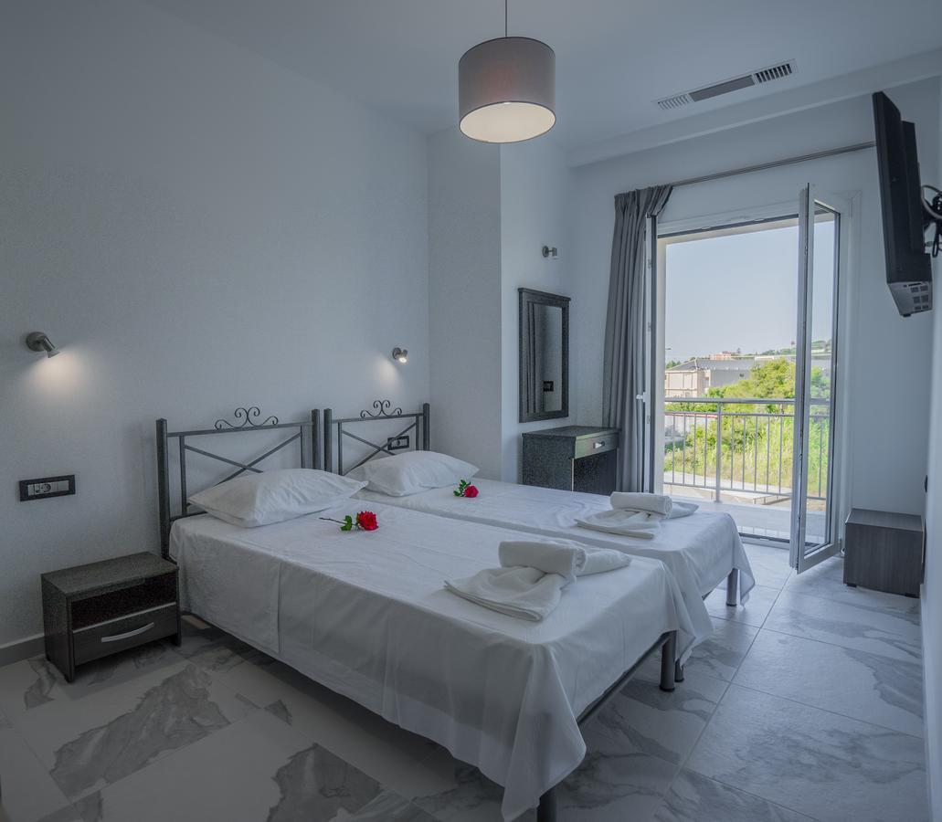 Katsaros Luxury Apts 5Min Walk To Beach Διαμέρισμα Τσιλιβί Εξωτερικό φωτογραφία